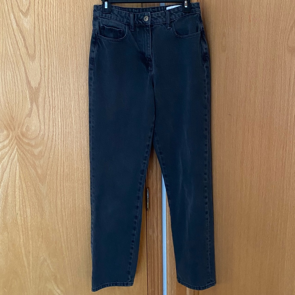 straight leg jeans